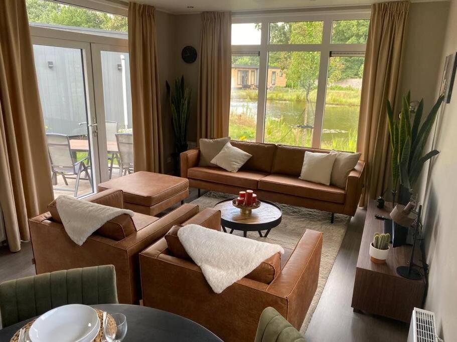 Chalet Kindvriendelijk Luxe In De Bossen Met Prive Sauna Harderwijk