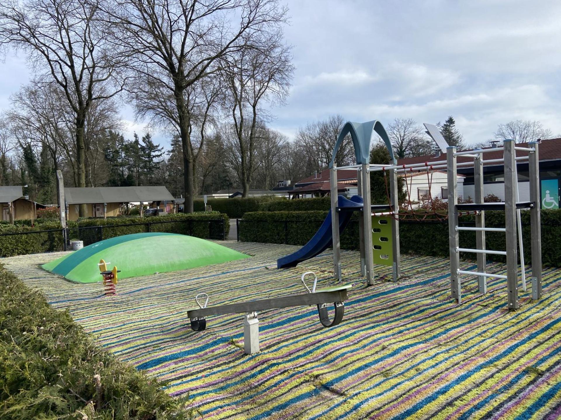 Kindvriendelijk Luxe In De Bossen Met Prive Sauna
